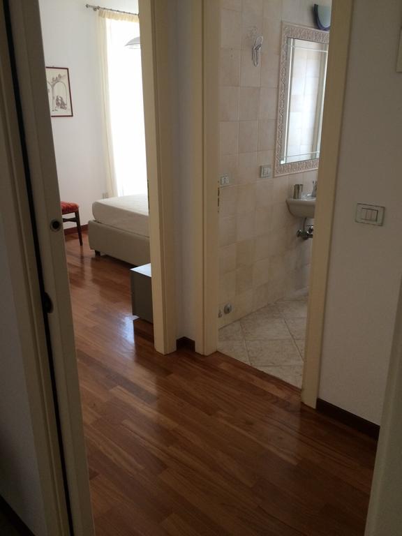 Apartment Largo Del Teatro Porto San Giorgio Pokoj fotografie