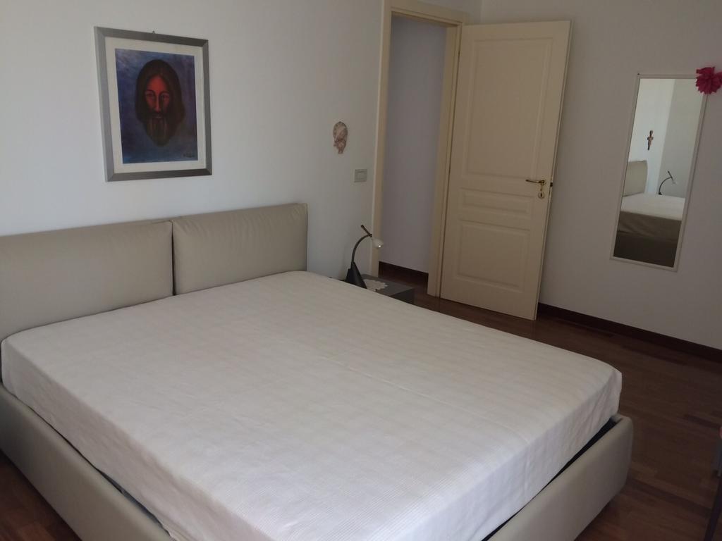 Apartment Largo Del Teatro Porto San Giorgio Pokoj fotografie